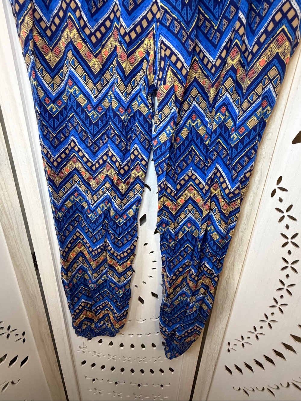 Forever 21 Blue Boho Print Pants - Picture 7 of 11